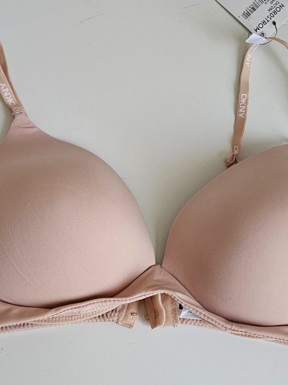 DKNY Stretch Wire Free Lift Bra Nude Size 36C NWT
